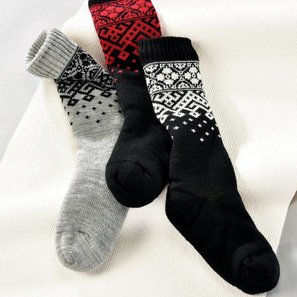 Charlie Paige Womens Aspen Cozy Socks-Sherpa Lined